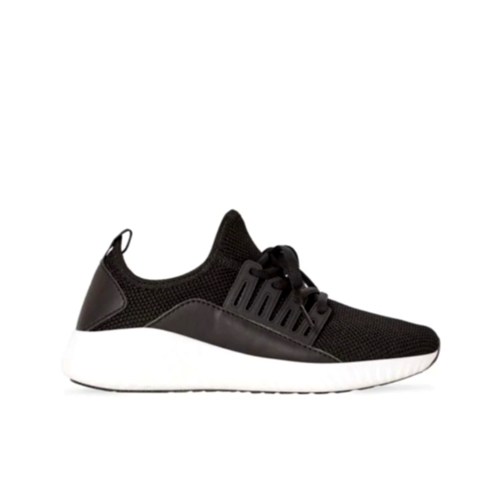 NWT in wrapper/box Velinda Sneaker Black Size 7